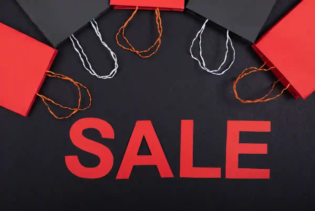 Sale sign representing repeat purchase email offers